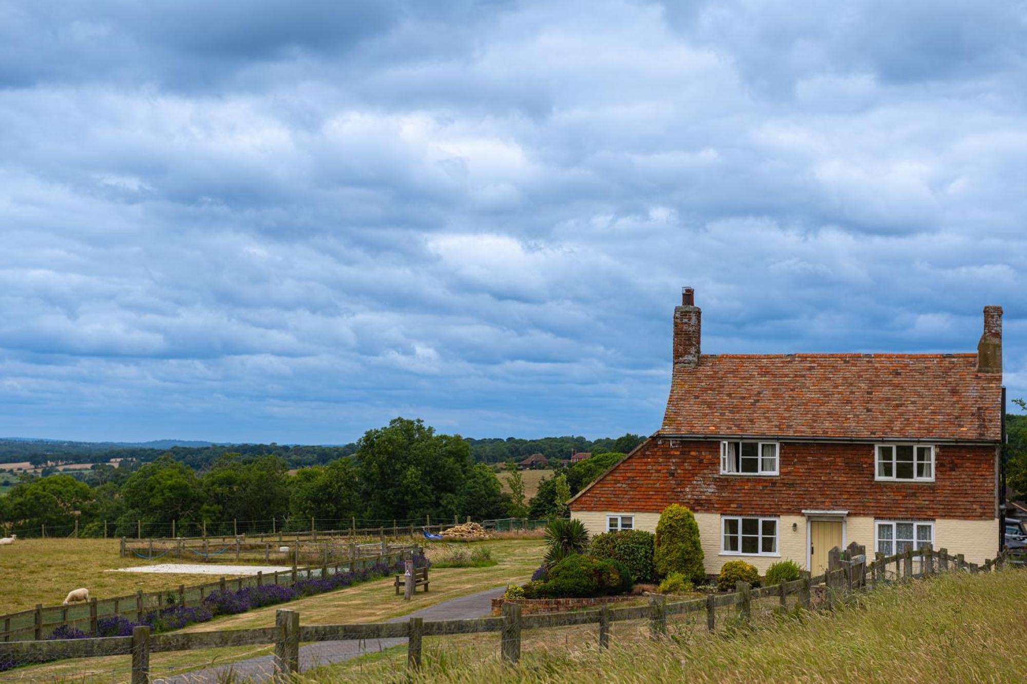 Coldharbour Cottage Stone  ภายนอก รูปภาพ